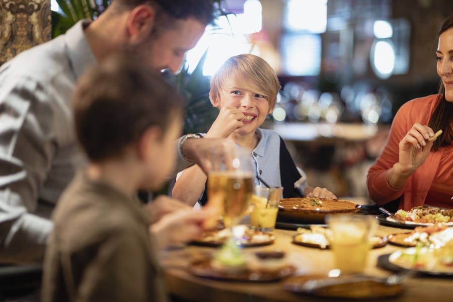 Free Meals for The Little Diners Every Sunday