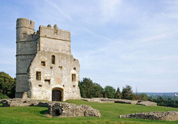 donnington castle banner